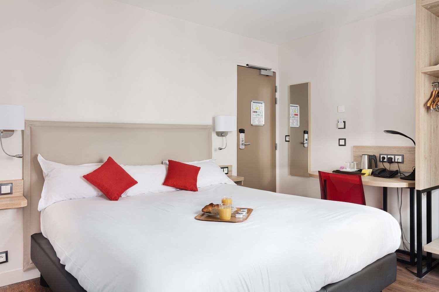 Courcelles Mederic Hotel Paris Ngoại thất bức ảnh