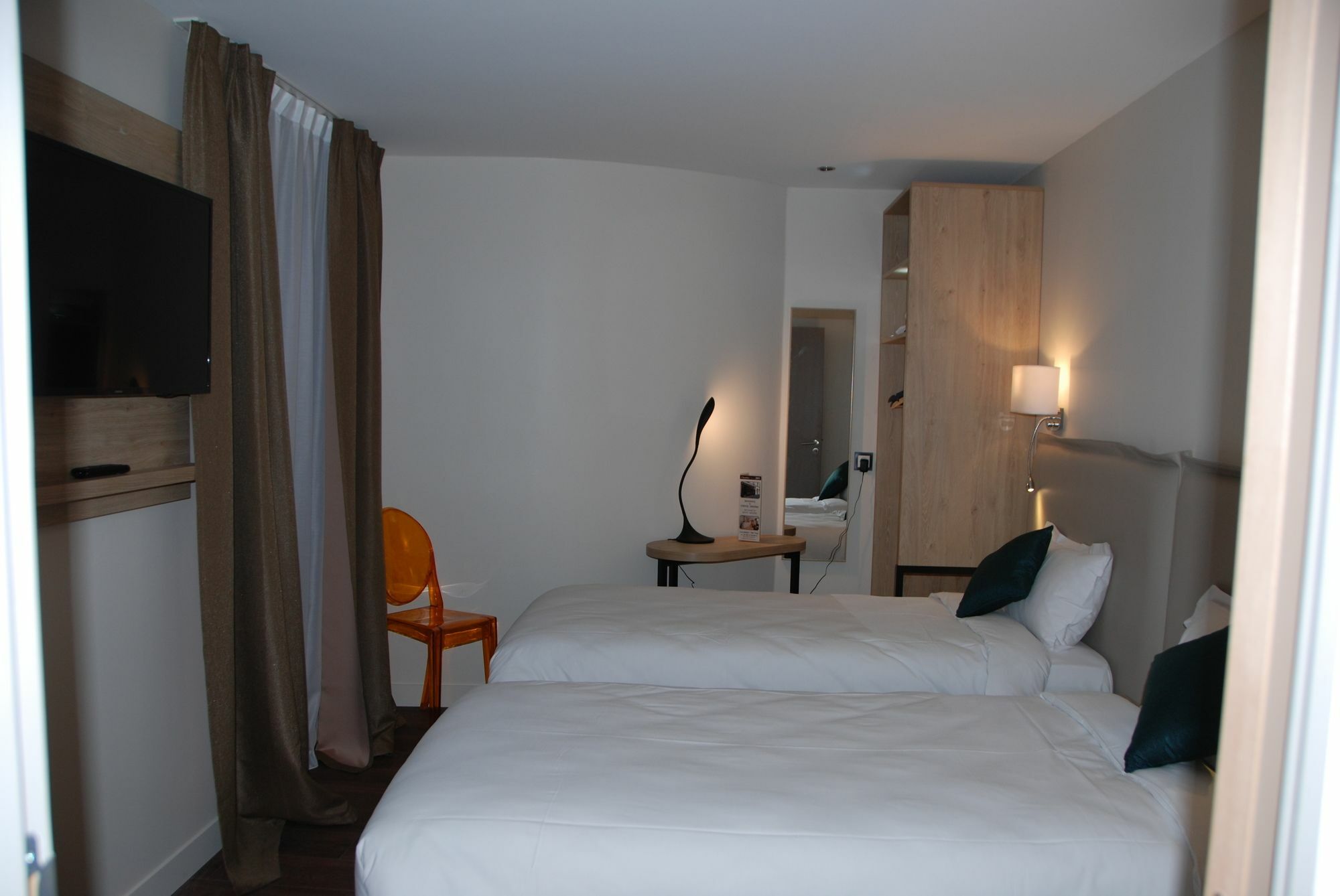 Courcelles Mederic Hotel Paris Ngoại thất bức ảnh